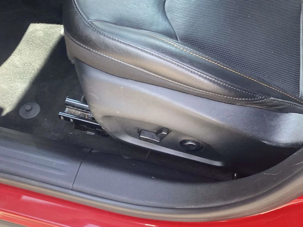 Used 2019 Red Jeep Limited image 21
