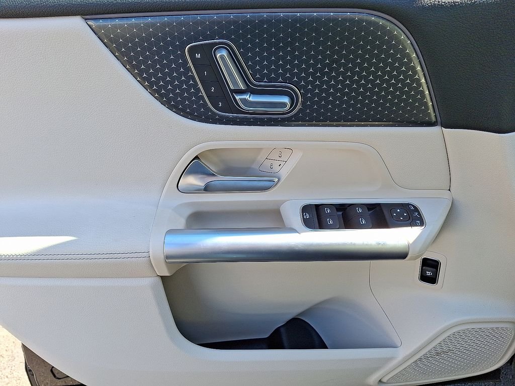 2025 Mercedes-Benz GLA GLA250 - Photo 12