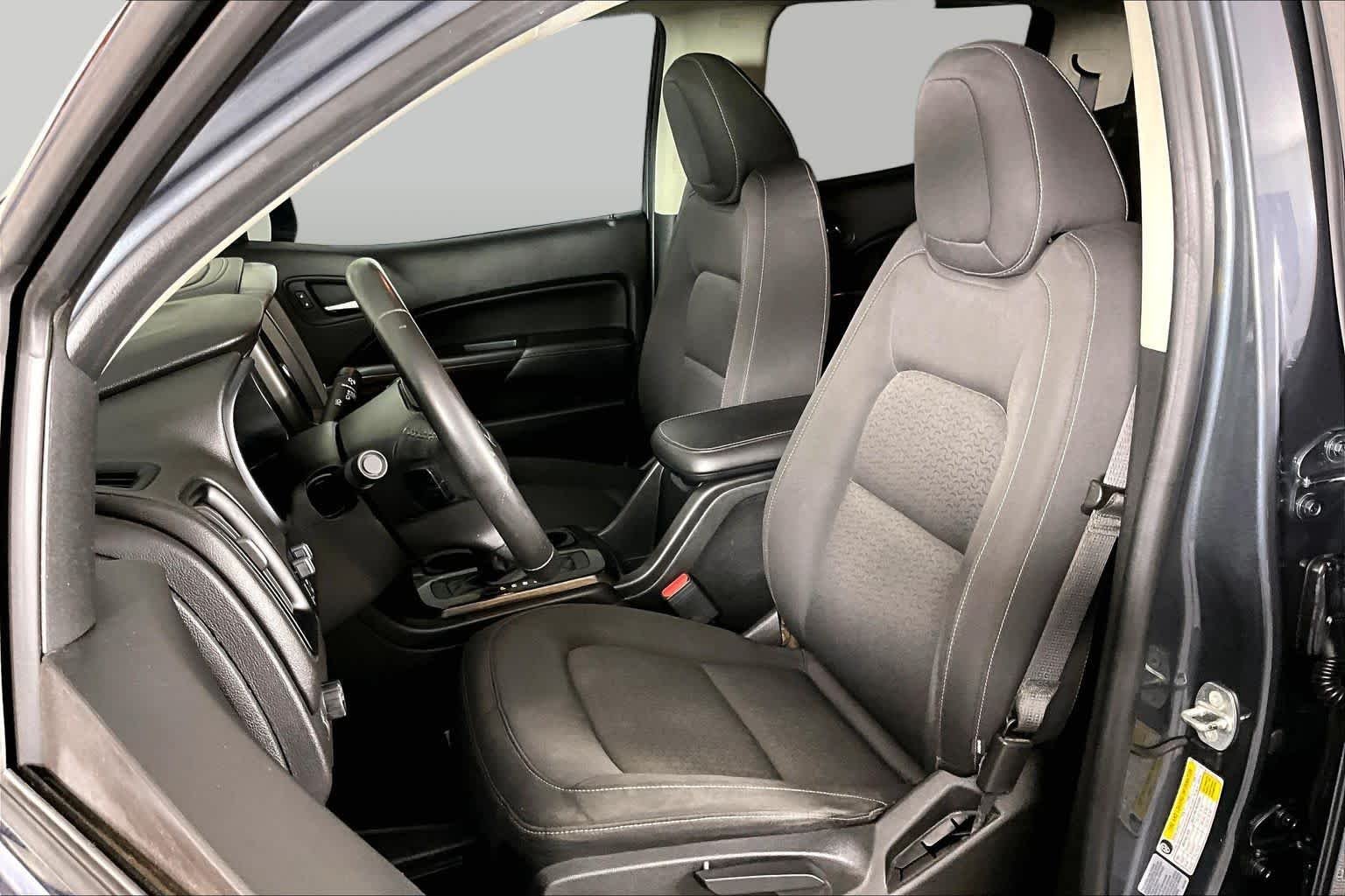Used 2017 Cyber Gray Metallic GMC 2WD SLE image 8
