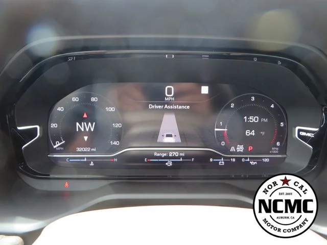 2023 GMC Yukon Denali - Photo 31