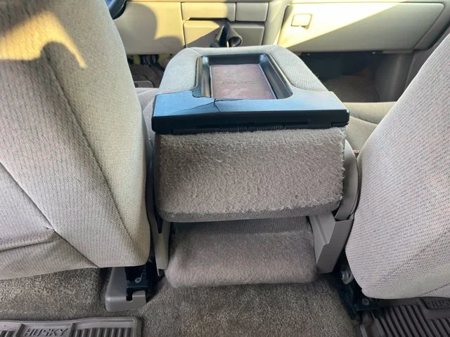 Used 2001  GMC SLE image 14