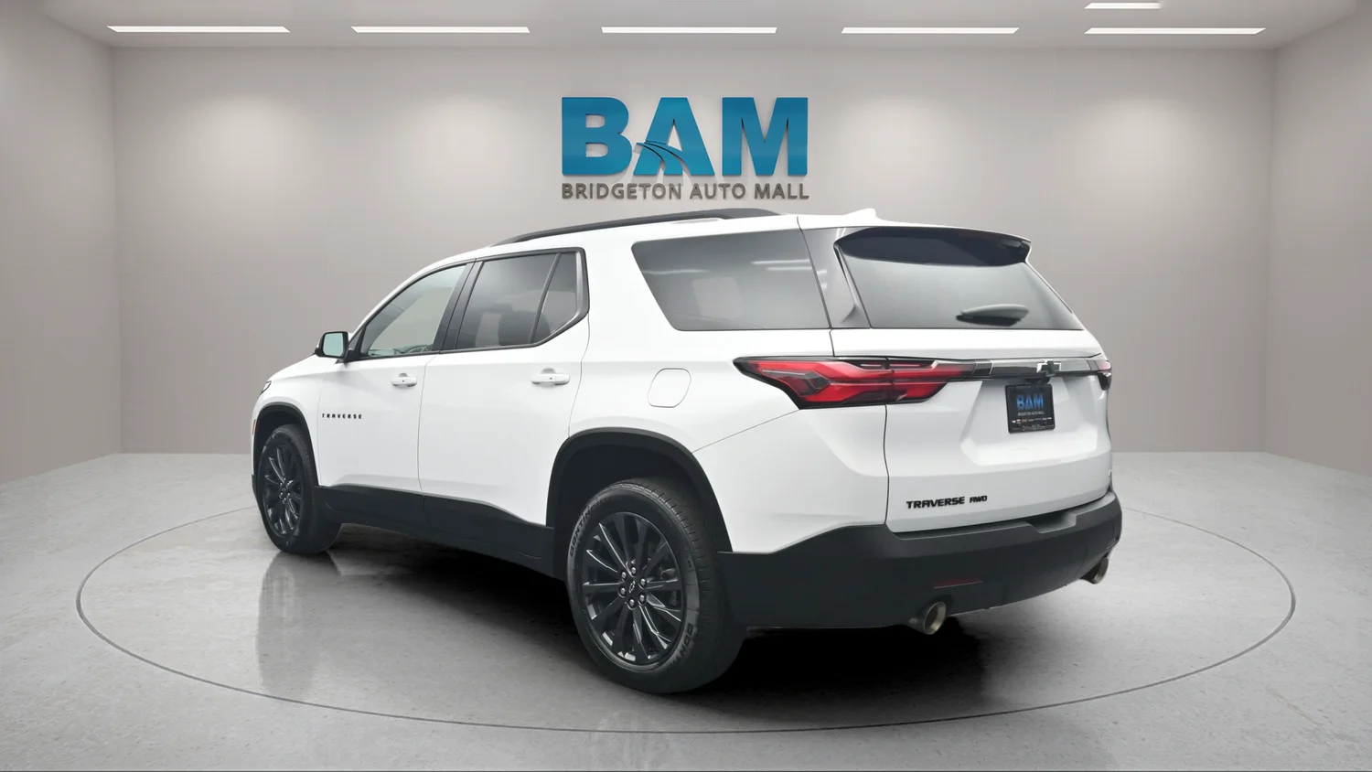Used 2023 White Chevrolet RS image 4