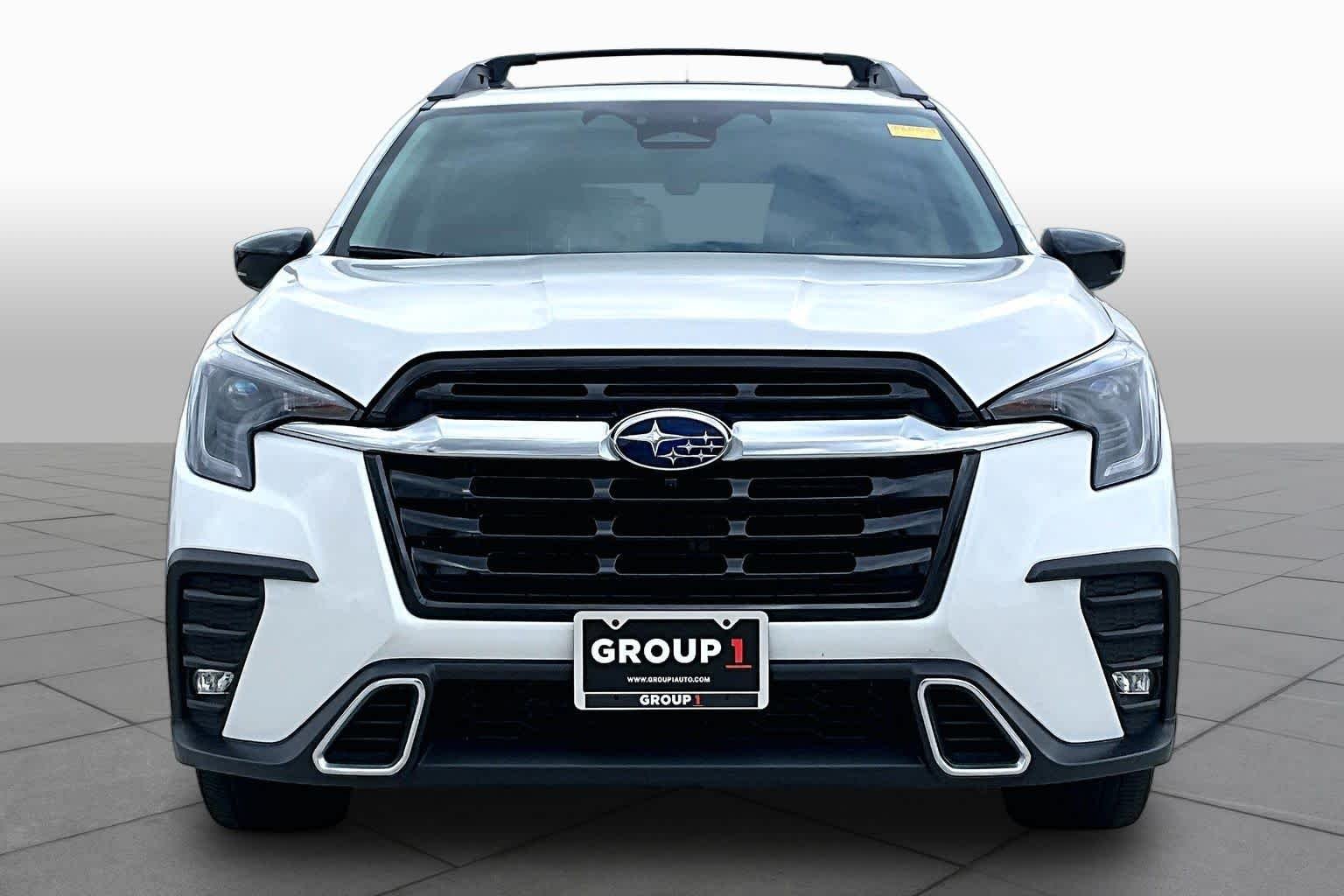 Used 2025 Crystal White Pearl Subaru Touring image 4