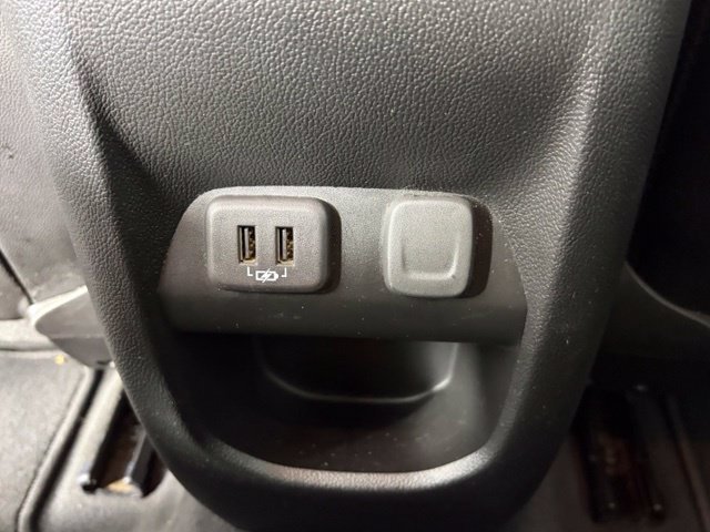 Certified Used 2022 White GMC AT4 w/Cloth image 20
