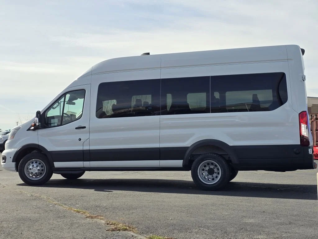 New 2026 Oxford White Ford XLT image 19