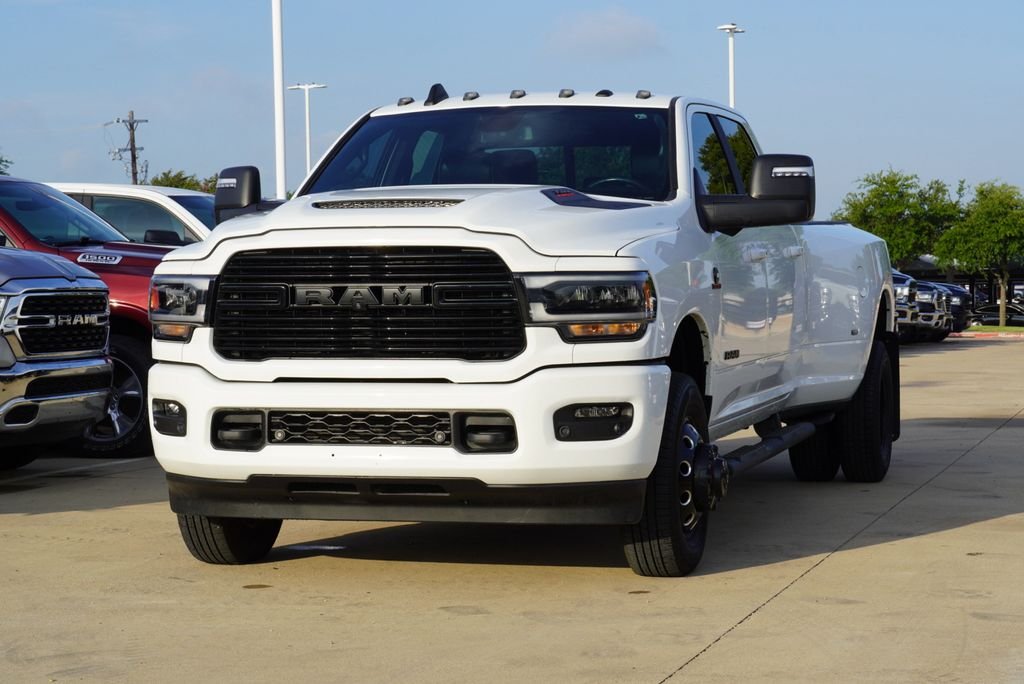 Used 2023 White Ram Laramie image 3