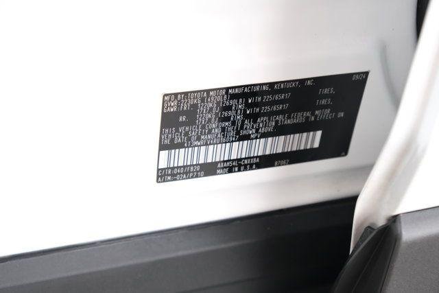 Certified Used 2024 ICE CAP Toyota  image 32