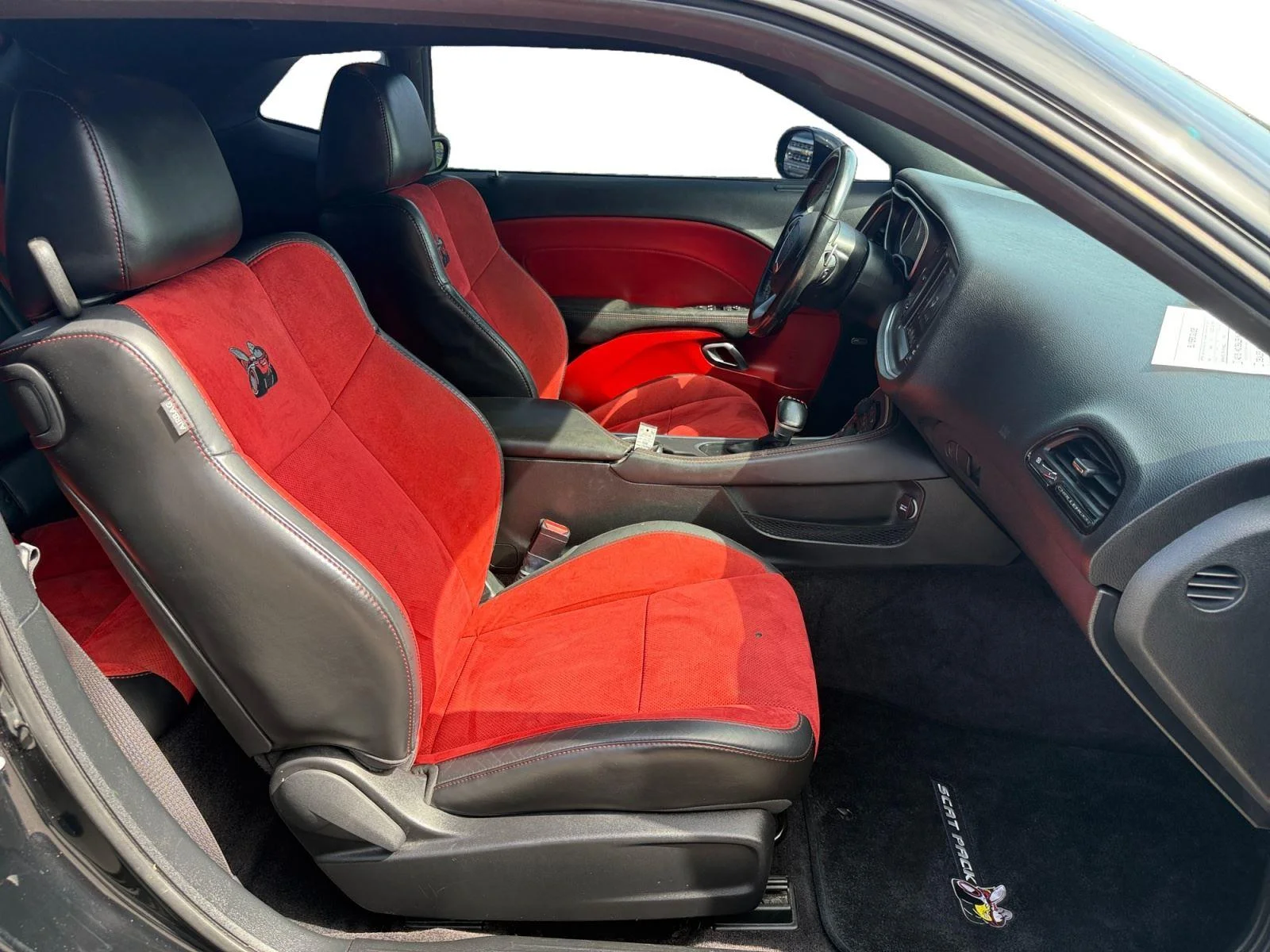 Used 2018 Pitch Black Clearcoat Dodge R/T Scat Pack image 21