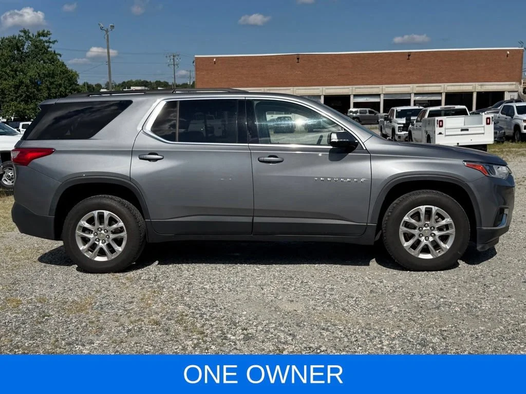 Used 2019 SATIN STEEL METALLIC Chevrolet LT Cloth image 3
