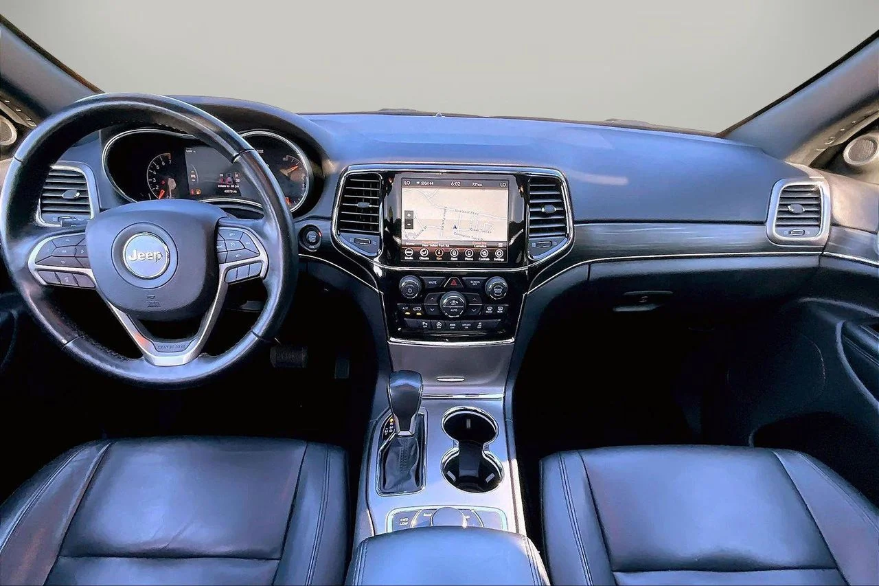 Certified Used 2022 White Jeep Limited image 15