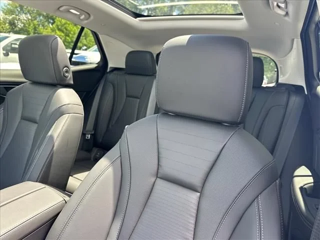 New 2026 Iridescent White Tricoat Buick Preferred image 30