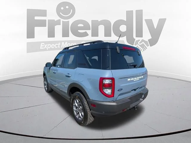 Used 2024 Gray Ford Badlands image 7