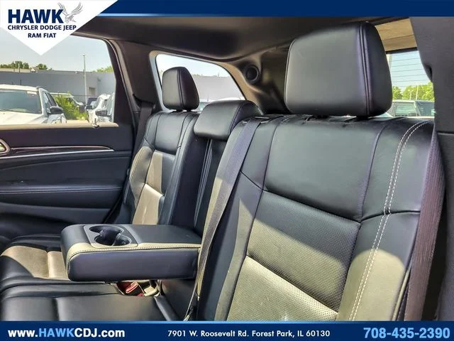 Used 2015 Gray Jeep Overland image 11