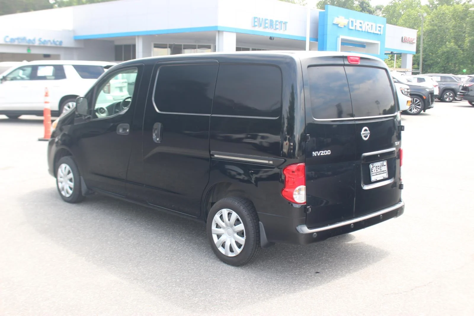 Used 2021 Black Nissan SV image 6