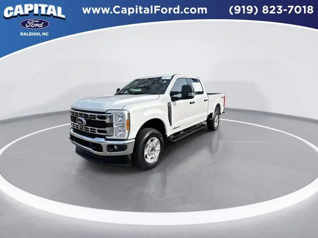 Used 2025 White Ford XLT image 4