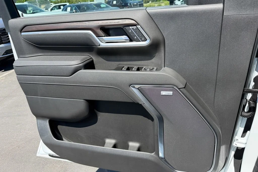 New 2026 Summit White GMC SLT image 20