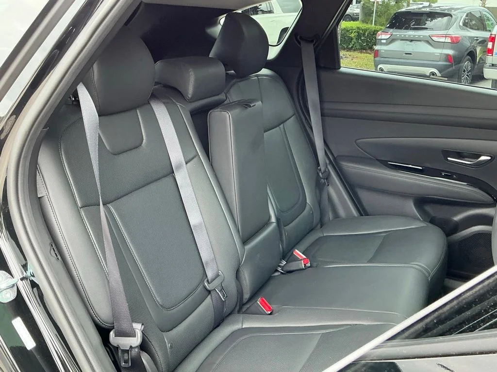 Used 2025 Black Hyundai Limited image 32