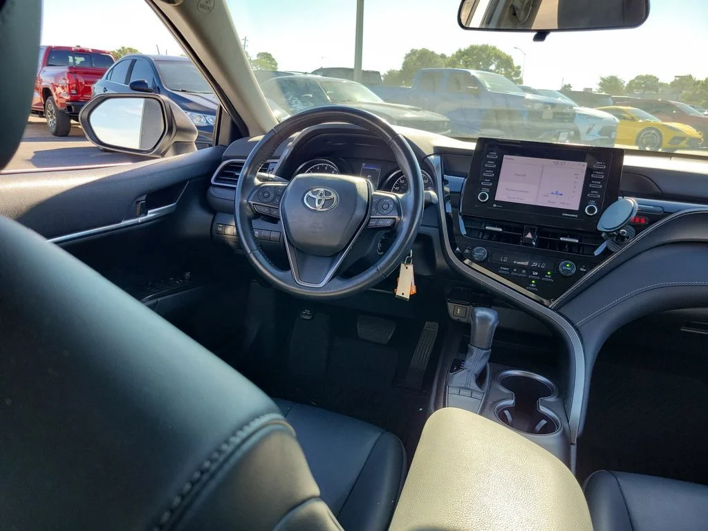 2024 Toyota Camry SE - Photo 15