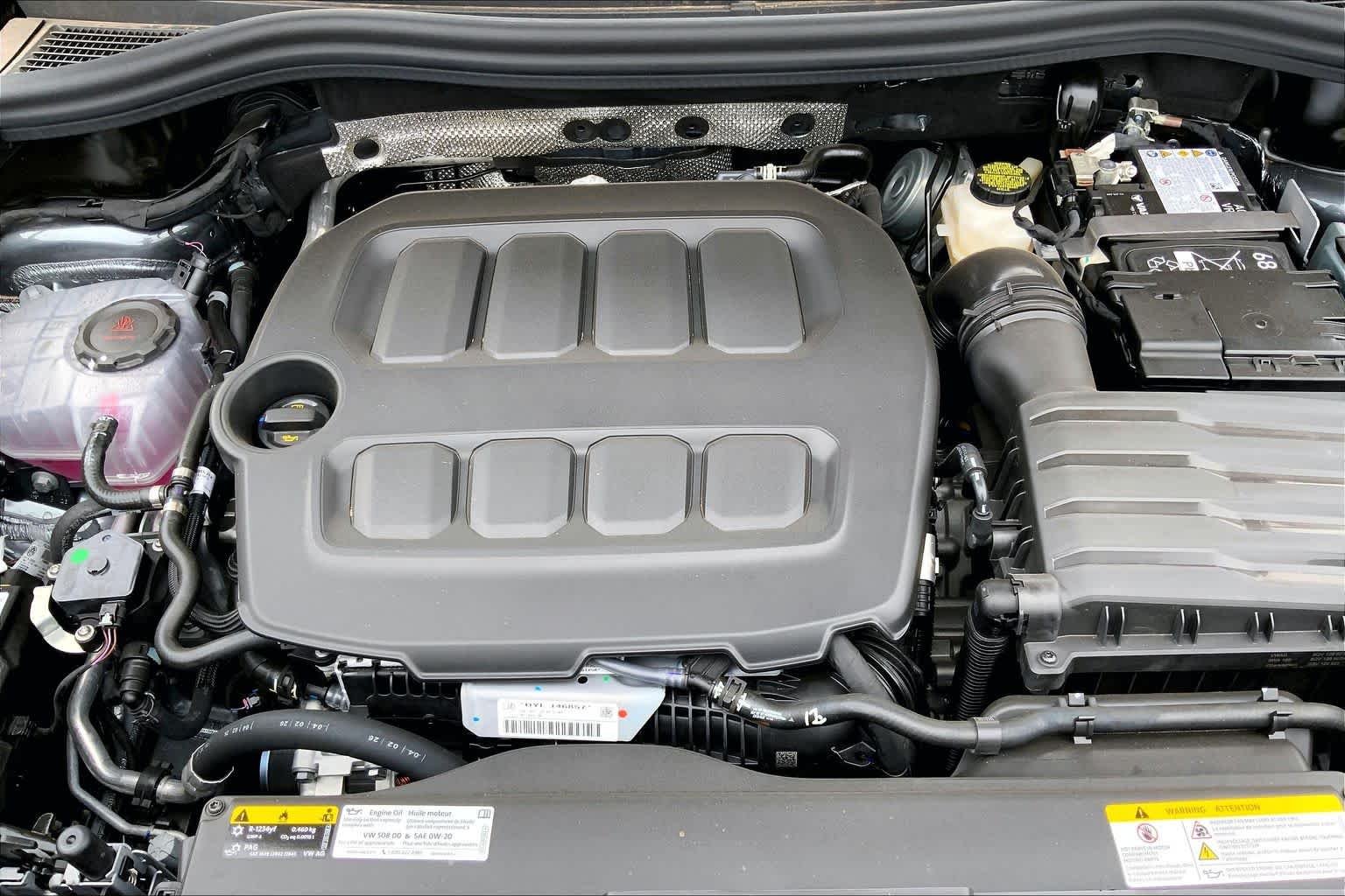 New 2026 Platinum Gray Metallic Volkswagen S image 16
