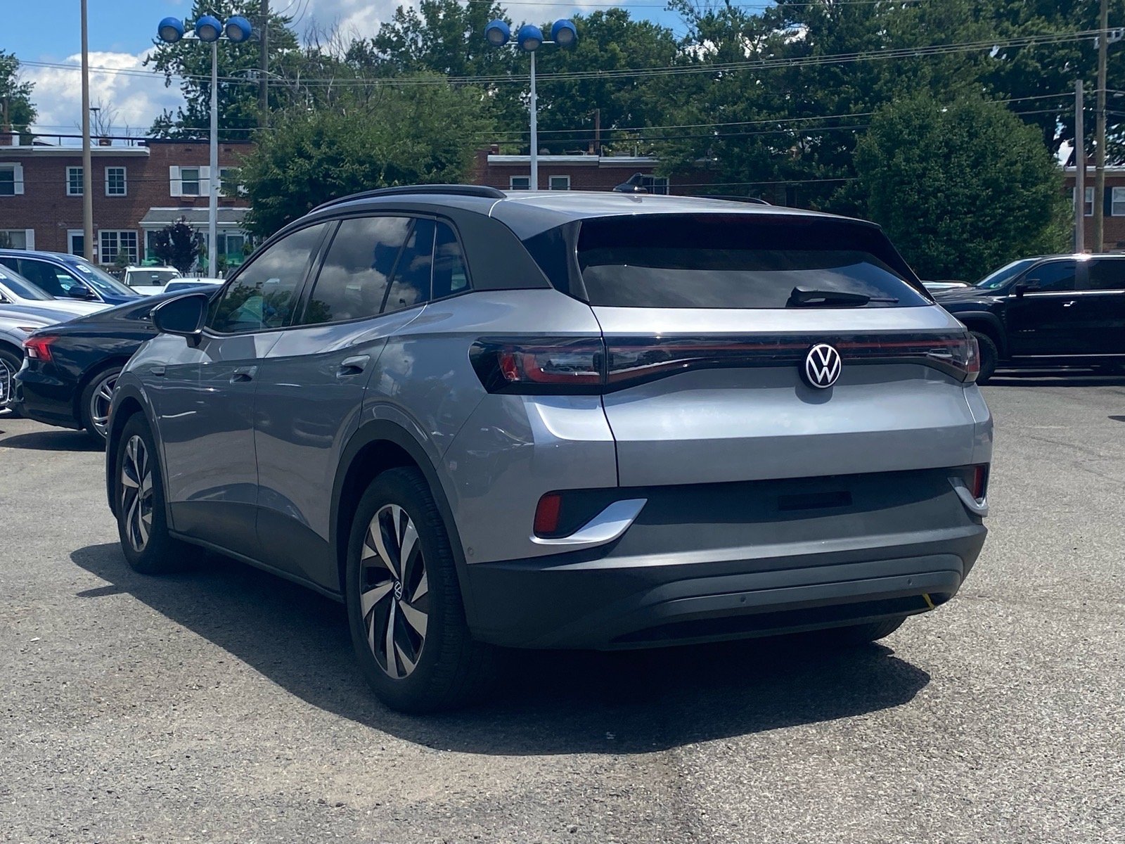Certified Used 2023 Silver Volkswagen Pro image 4