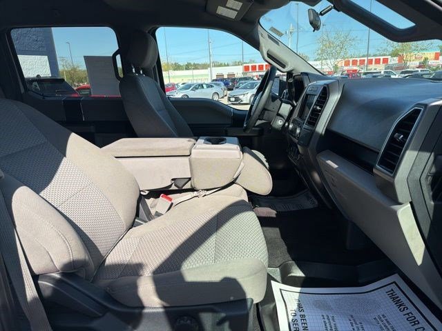 Used 2020 Oxford White Ford XLT image 19