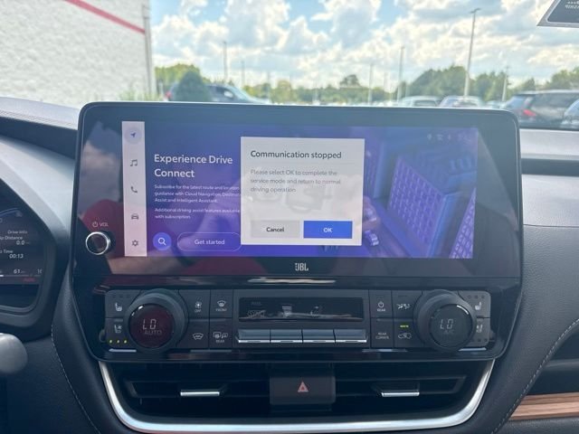 Used 2025 Black Toyota Platinum image 39