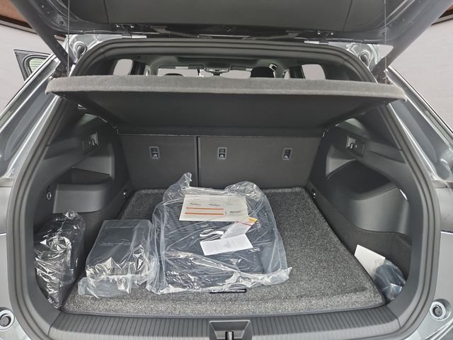 New 2026 Gray Volkswagen SE R-Line Black image 23