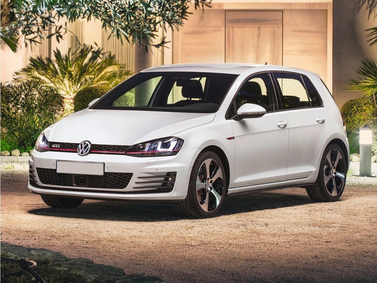 Used 2015 Tornado Red Volkswagen  image 2