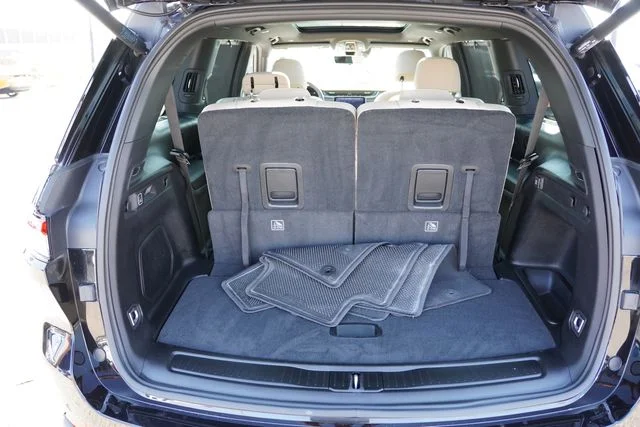 Certified Used 2025 Black Jeep Limited image 23