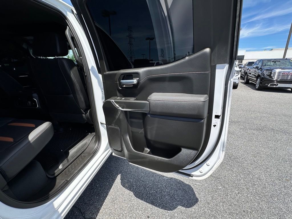 Used 2021 SUMMIT WHITE GMC AT4 image 18