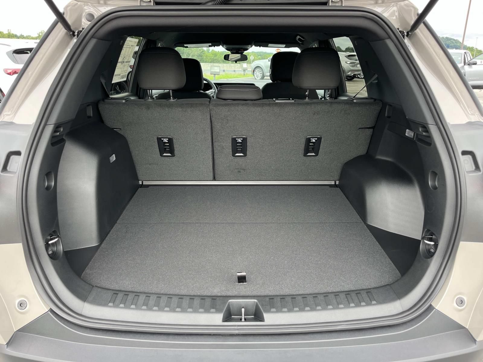 2027 GMC Terrain Elevation - Photo 18