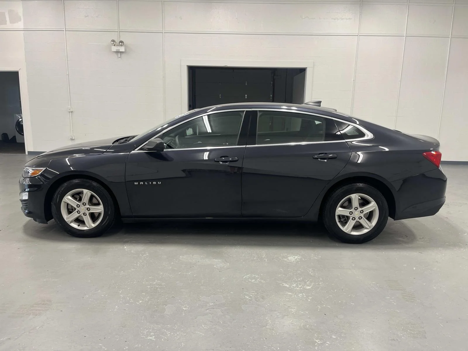 Used 2022 DARK ASH METALLIC Chevrolet LS image 5