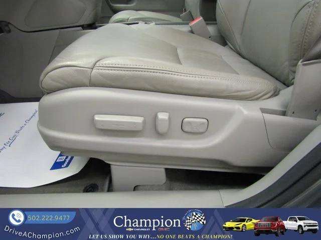 Used 2014  Honda EX-L image 19