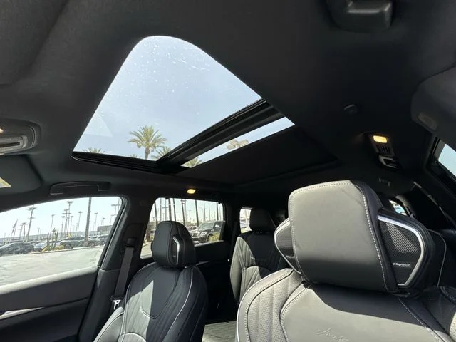 New 2027 Blue INFINITI Autograph image 19