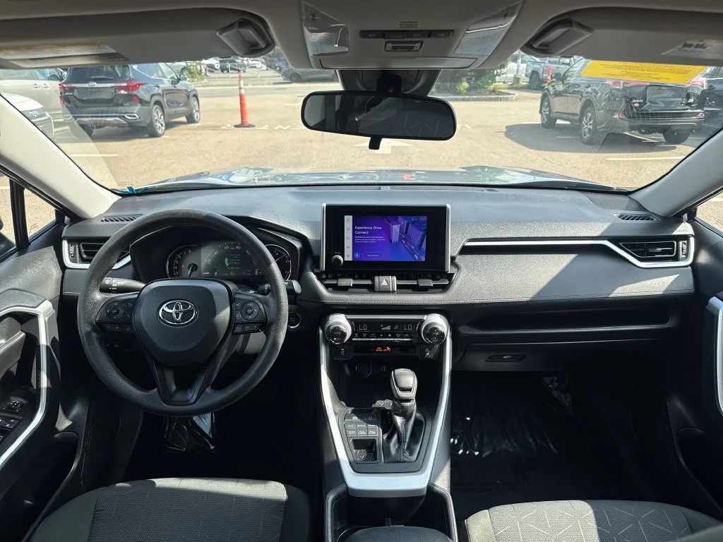 Used 2025 Silver Toyota XLE image 10