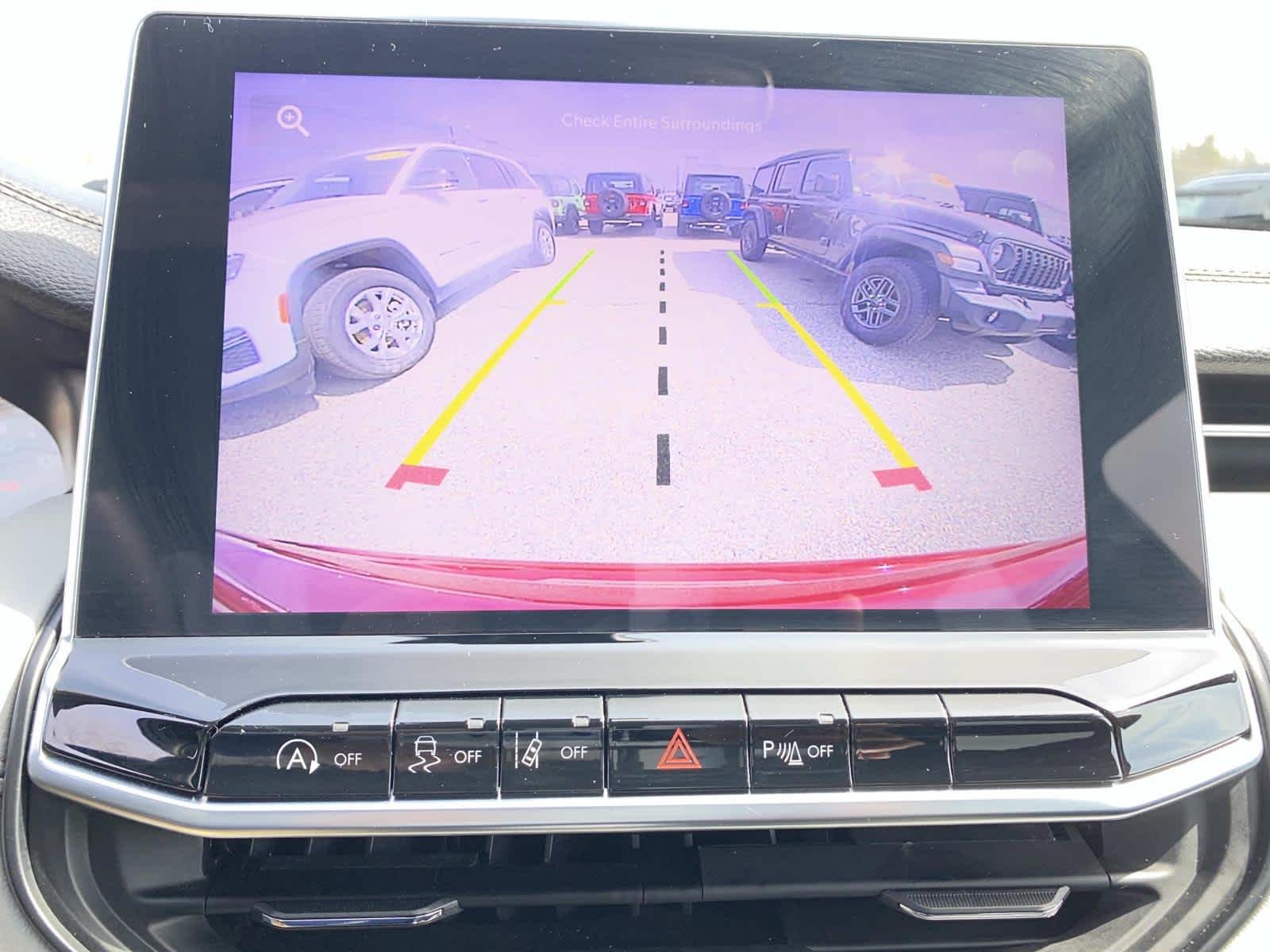 Certified Used 2025 Red Hot Pearlcoat Jeep Limited image 11