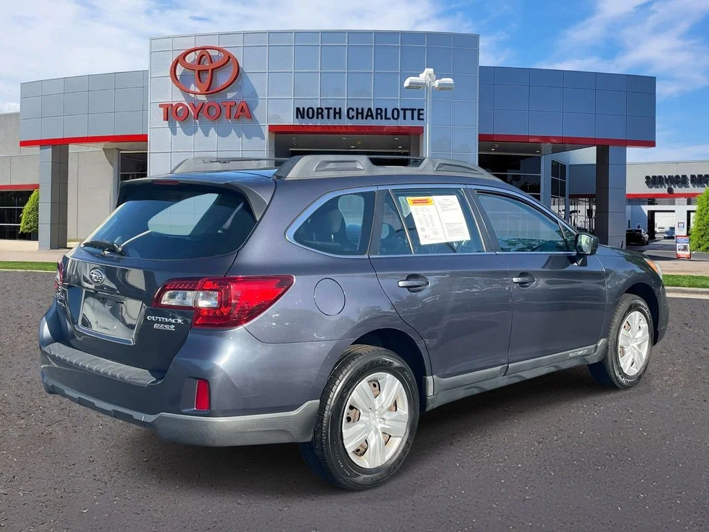 Used 2015 Gray Subaru 2.5i image 6
