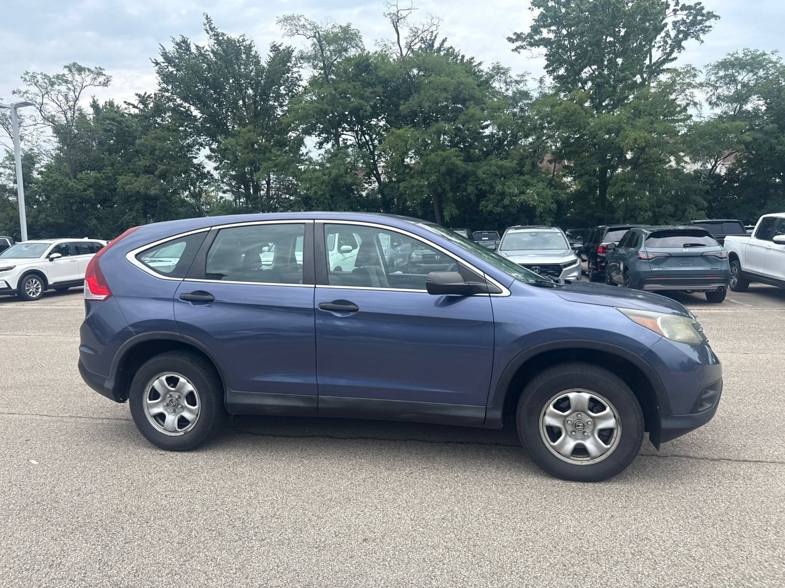 Used 2013 Twilight Blue Metallic Honda LX image 26