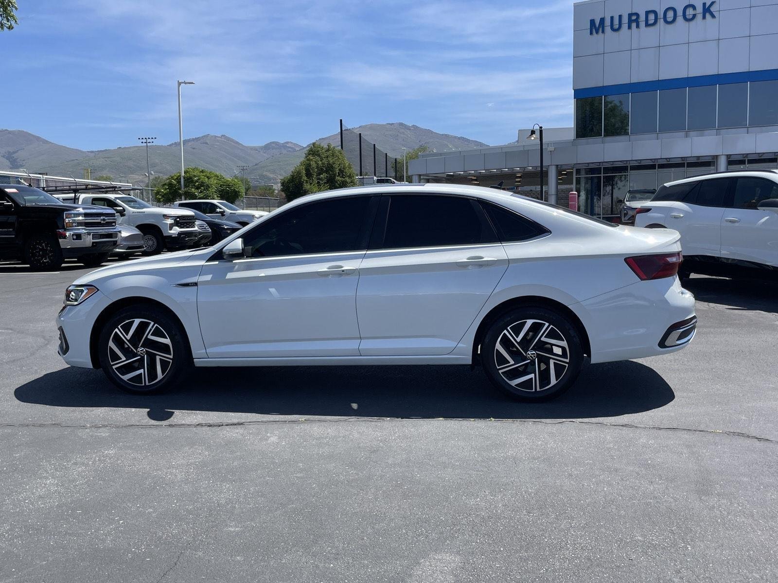 2023 Volkswagen Jetta SEL - Photo 13
