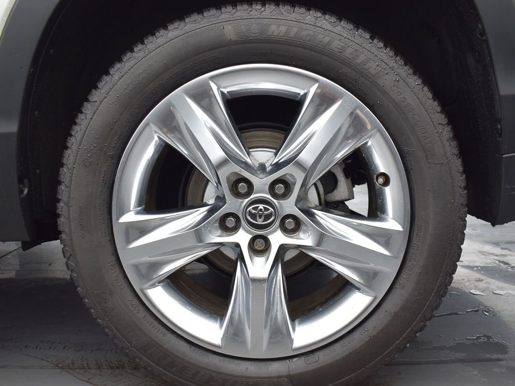 2018 TOYOTA HIGHLANDER - Image 8