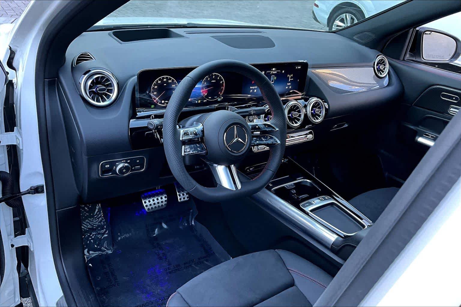 Certified Used 2026 Polar White Mercedes-Benz GLA 250 image 16