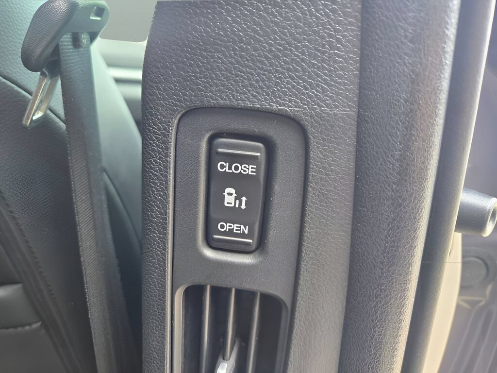 Used 2024 Gray Honda EX-L image 14