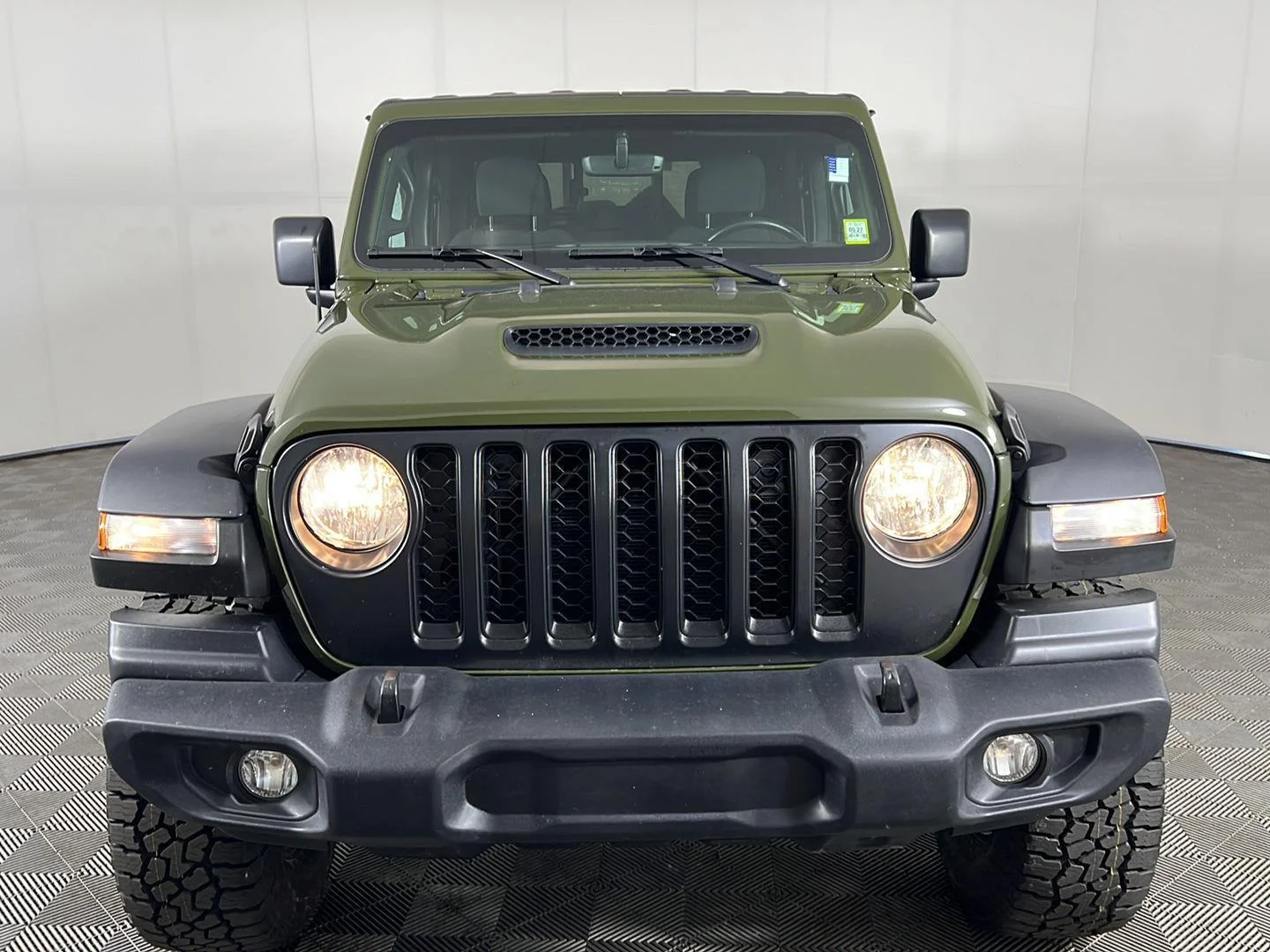 Used 2023 Sarge Green Clearcoat Jeep Mojave image 20