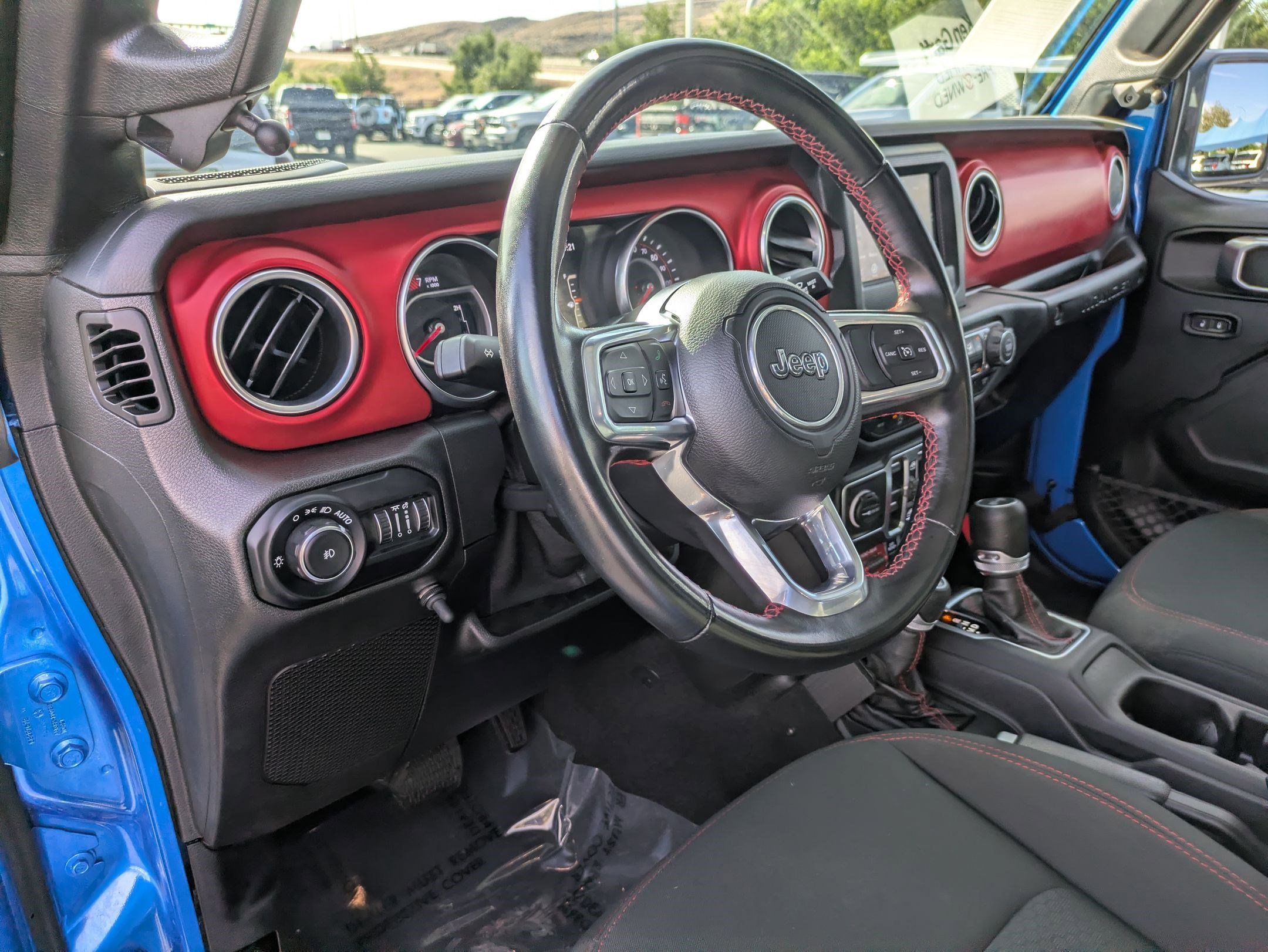 Used 2021 Hydro Blue Pearlcoat Jeep Unlimited Rubicon image 14