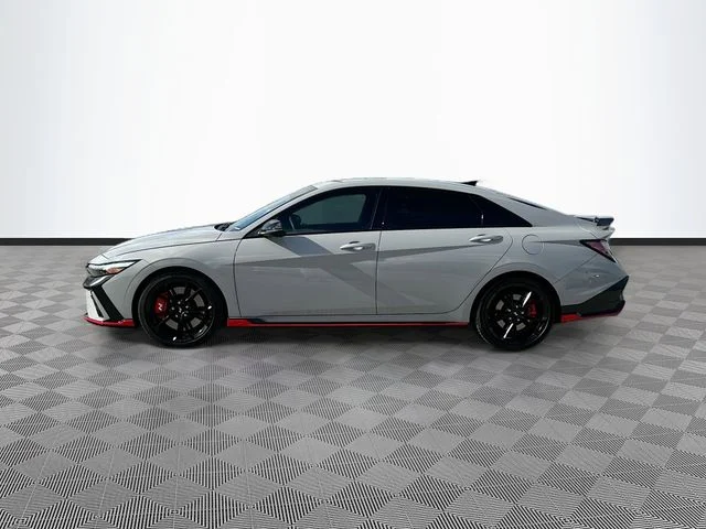 Used 2025 Gray Hyundai Base image 8