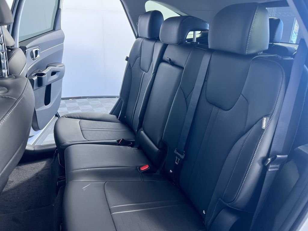 New 2026 Glacial White Pearl Kia S image 28