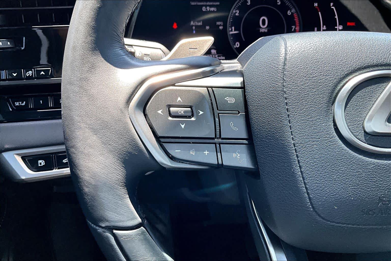 Used 2023 Copper Crest Lexus Premium Plus image 22