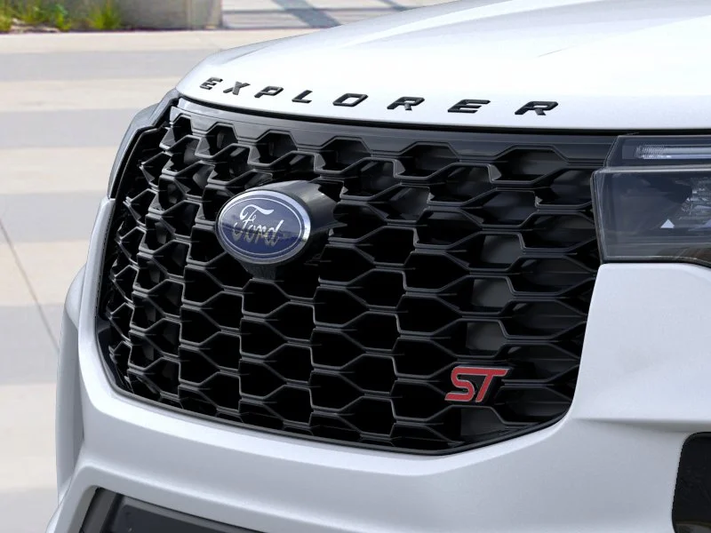 2026 Ford Explorer ST - Photo 17