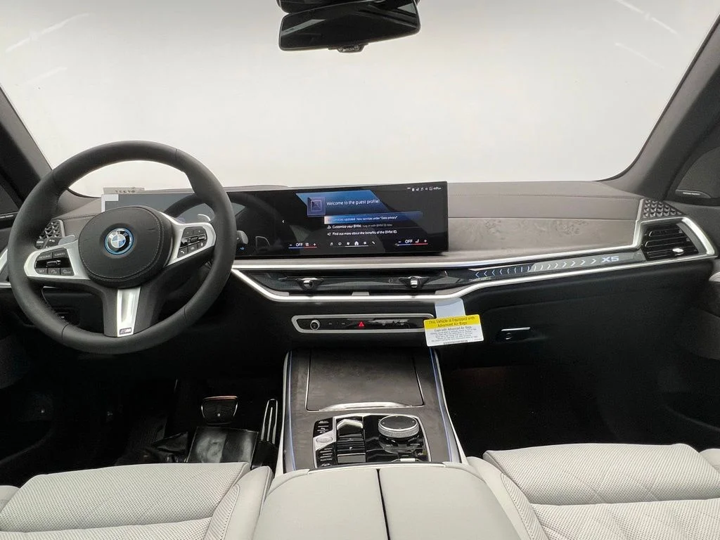 New 2026 Brooklyn Grey Metallic BMW xDrive50e image 10