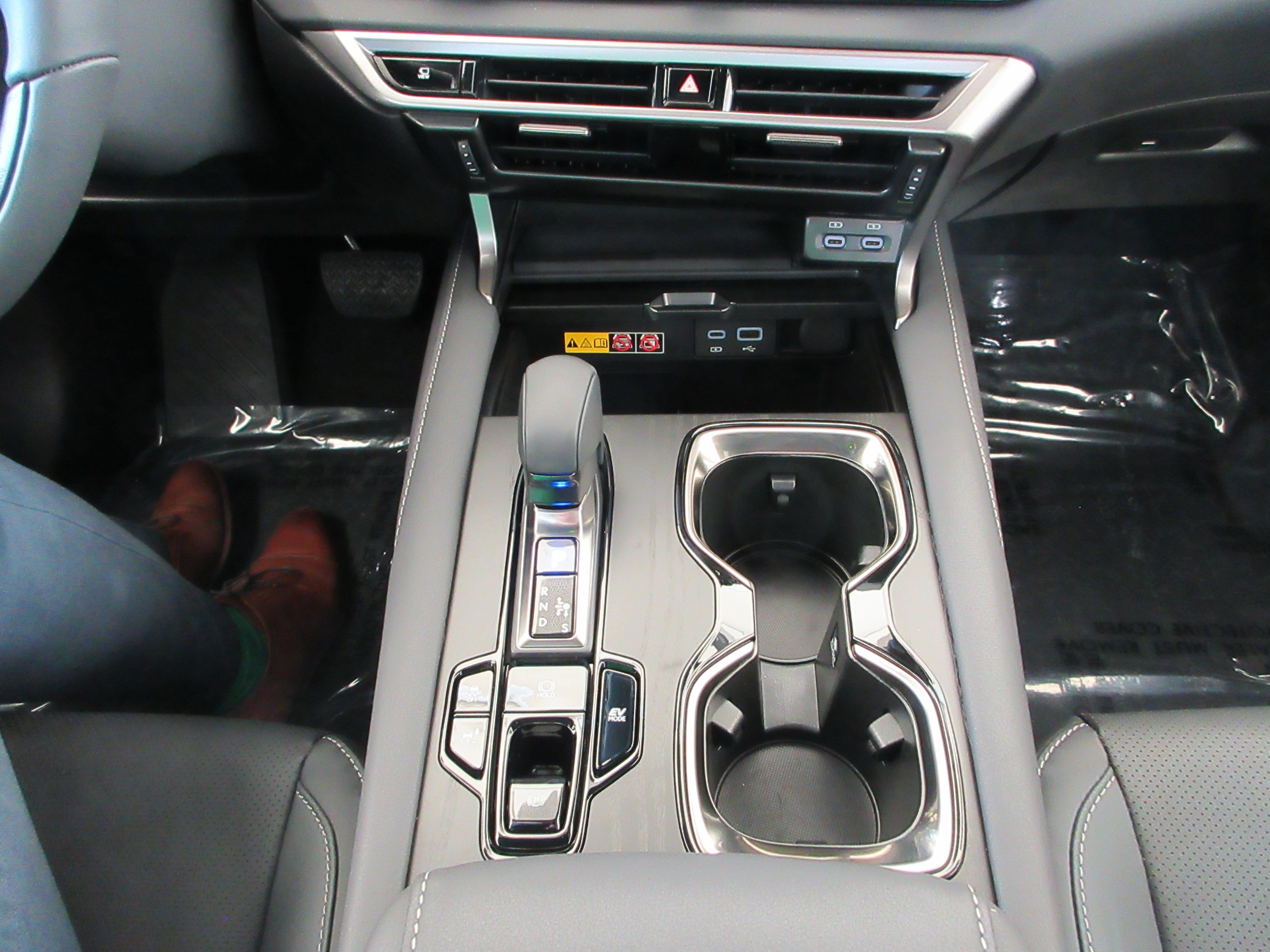 Certified Used 2025 IRIDIUM Lexus 350h Premium image 44